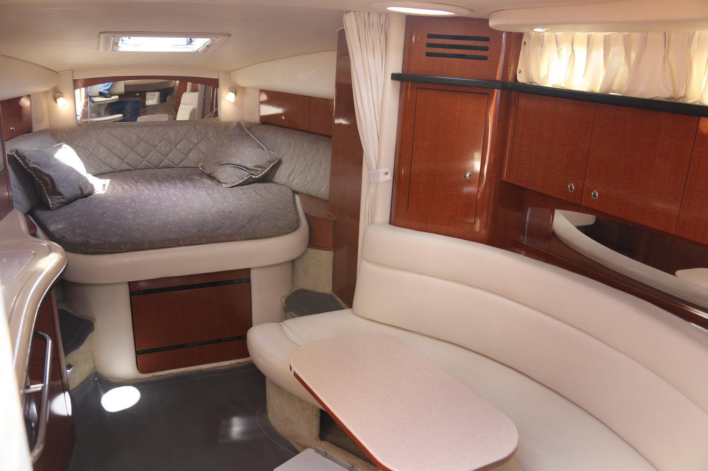 SEA RAY SUNDANCER 33 - COR-BER / 8-10 pax